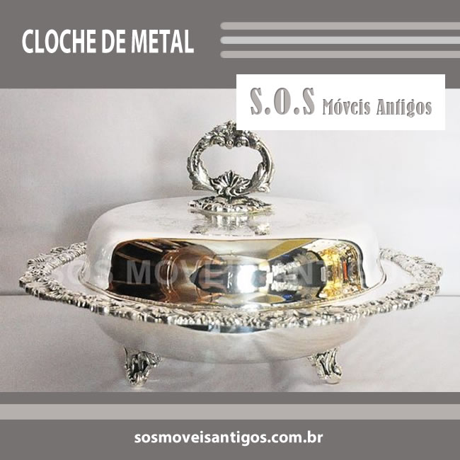 CLOCHE DE METAL