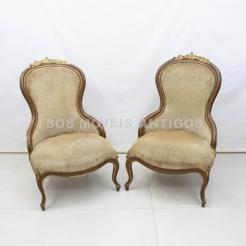 PAR DE POLTRONAS ESTILO VITORIANA